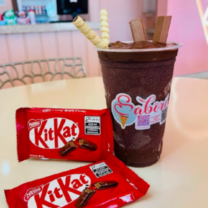 Açaí KitKat de 500 ML