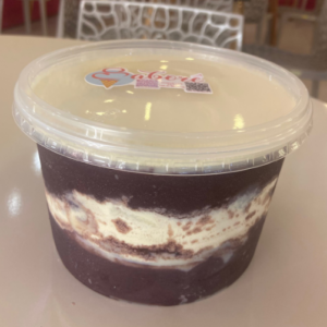 Açaí Ninho pote de 1 Litro com duas camadas de recheio